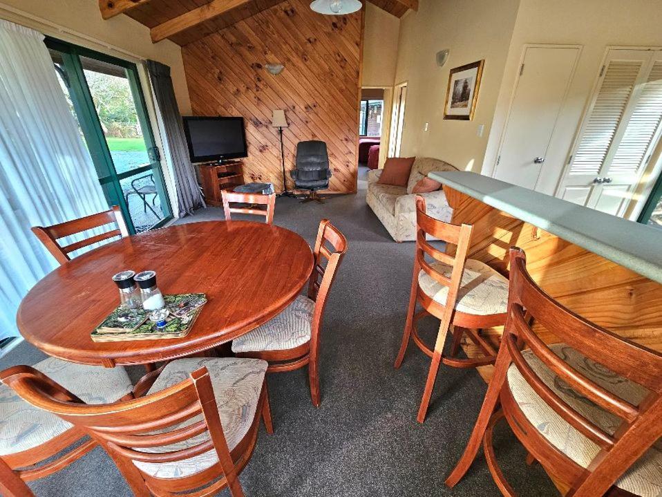 Kiwi Park Motels Murchison Eksteriør billede