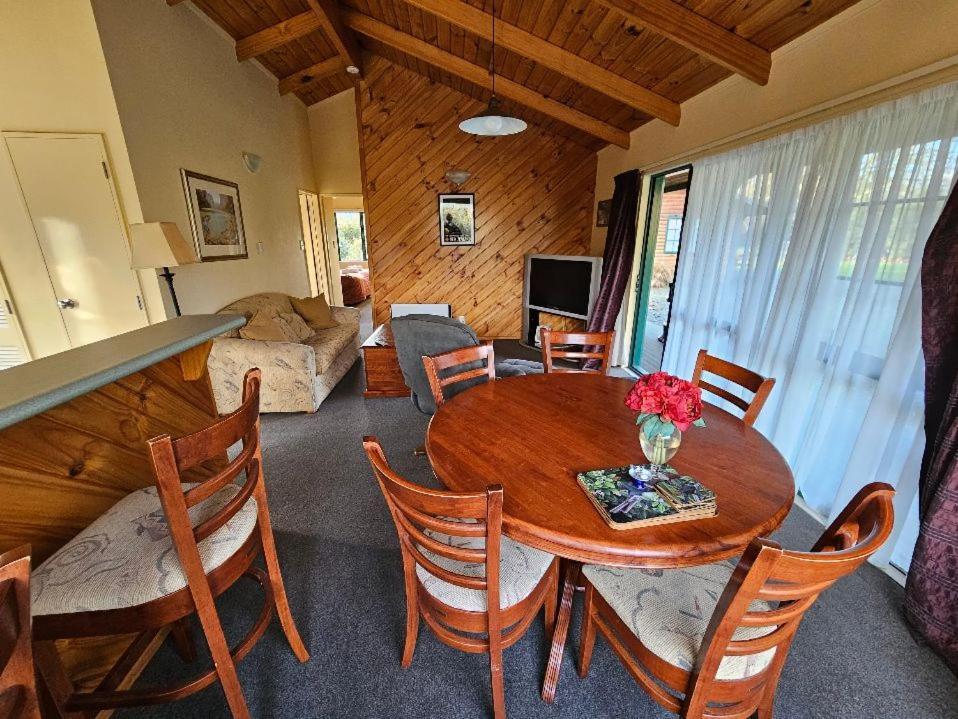 Kiwi Park Motels Murchison Eksteriør billede