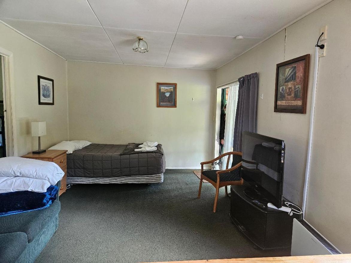 Kiwi Park Motels Murchison Eksteriør billede