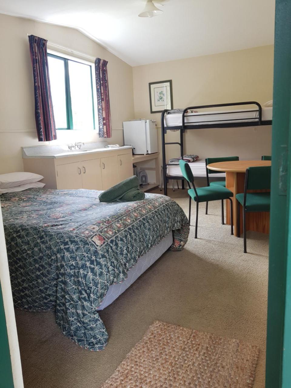 Kiwi Park Motels Murchison Eksteriør billede
